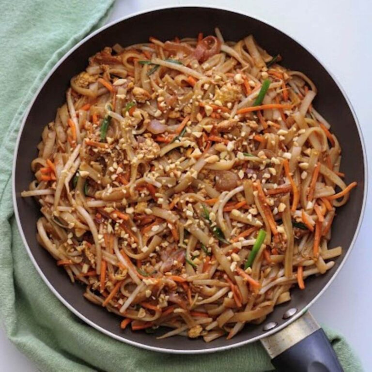 How to Reheat Pad Thai: Tips for Perfectly Reheating Your Favorite Dish