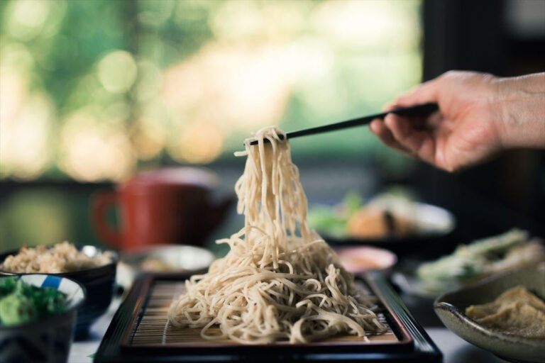 Soba vs Ramen: Navigating Japanese Noodle Varieties
